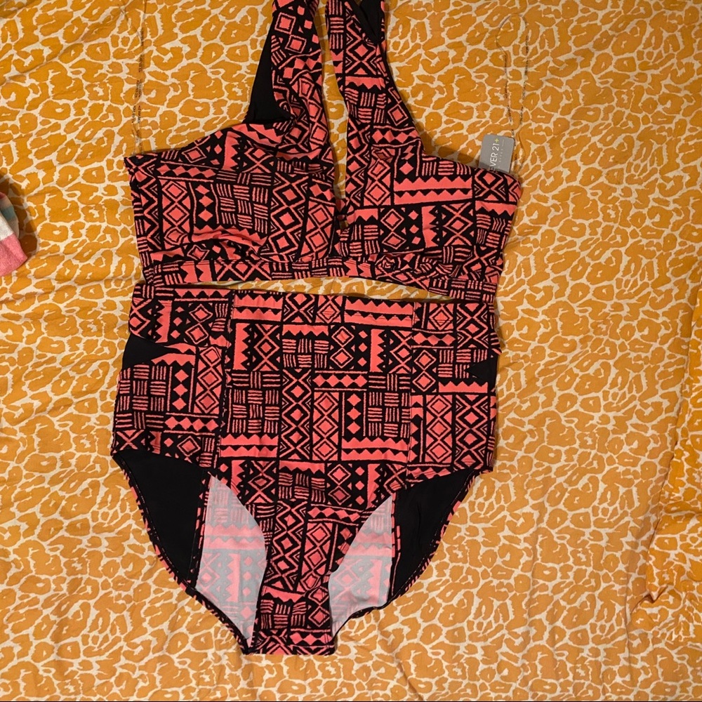 Plus Size Geo Print Bikini